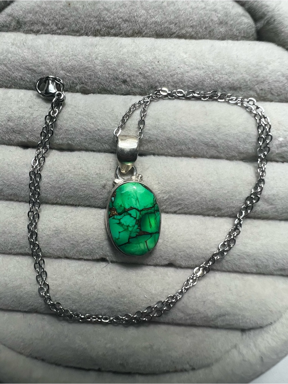 Green Copper Turquoise Oval Pendant Necklace